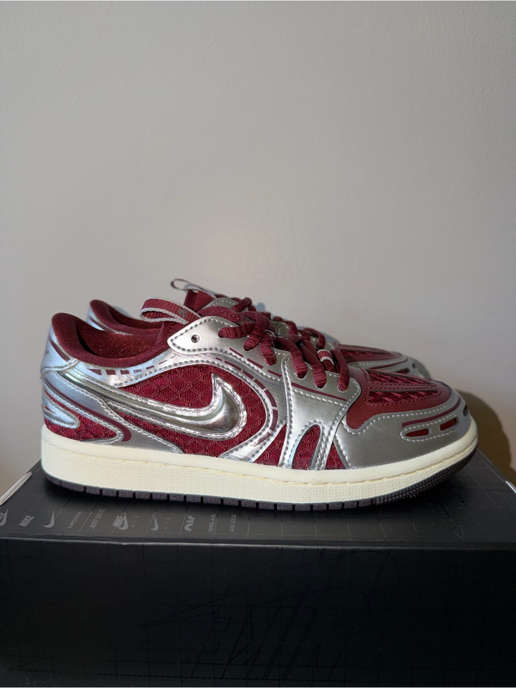Air Jordan 1 Low V3 Dark Team Red Hq2186-600 Womenâs Size 10